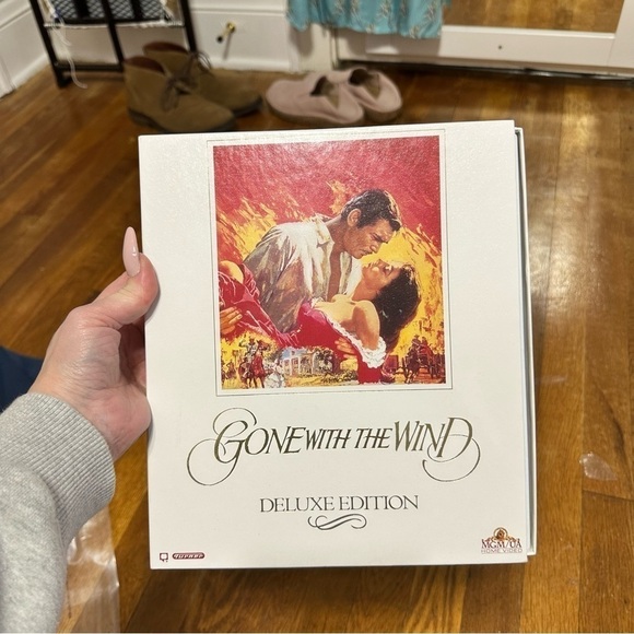 Gone with the wind VHS TAPE SET NWOT - Picture 2 of 7